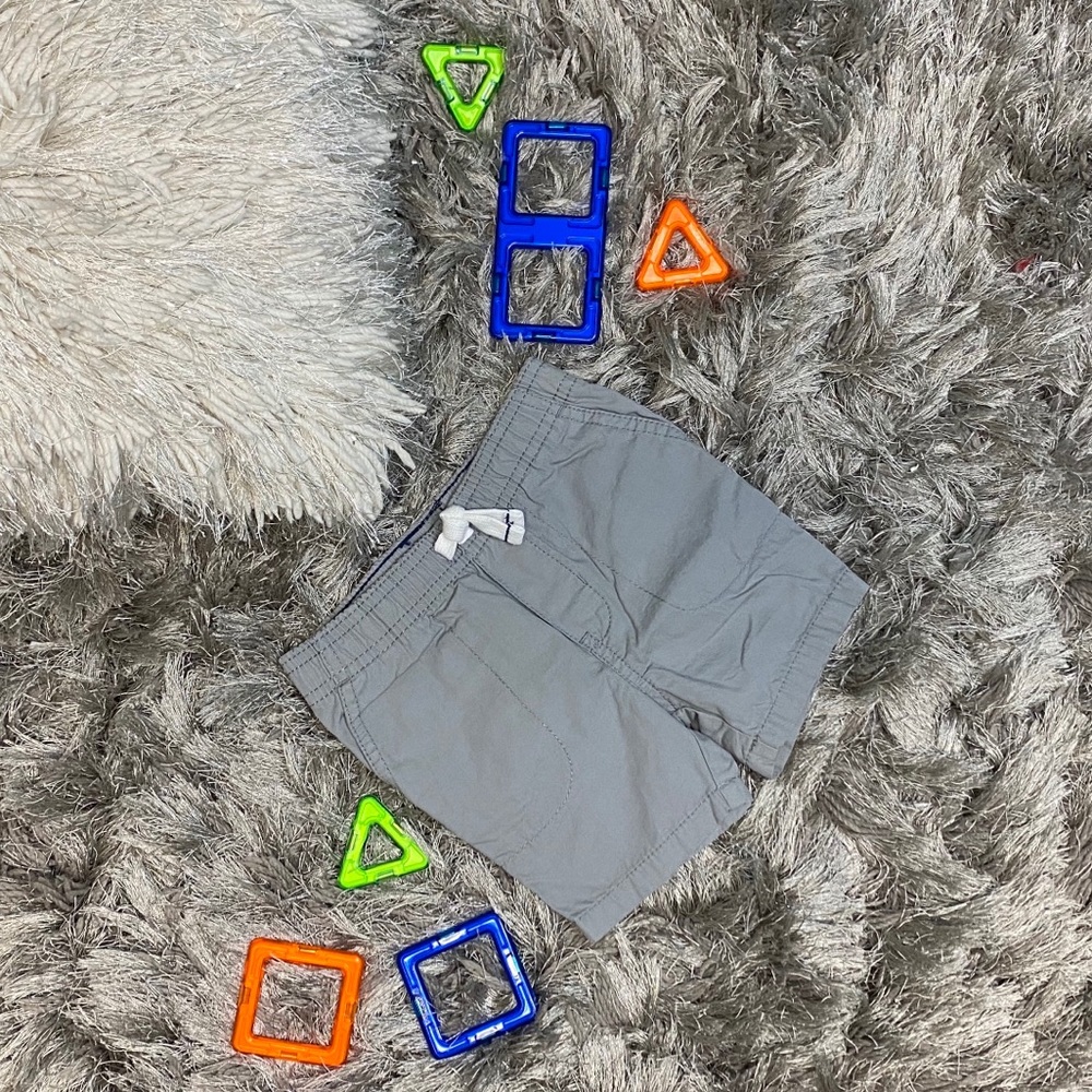 Carter’s Pull-on PoplinShorts Baby size 12M